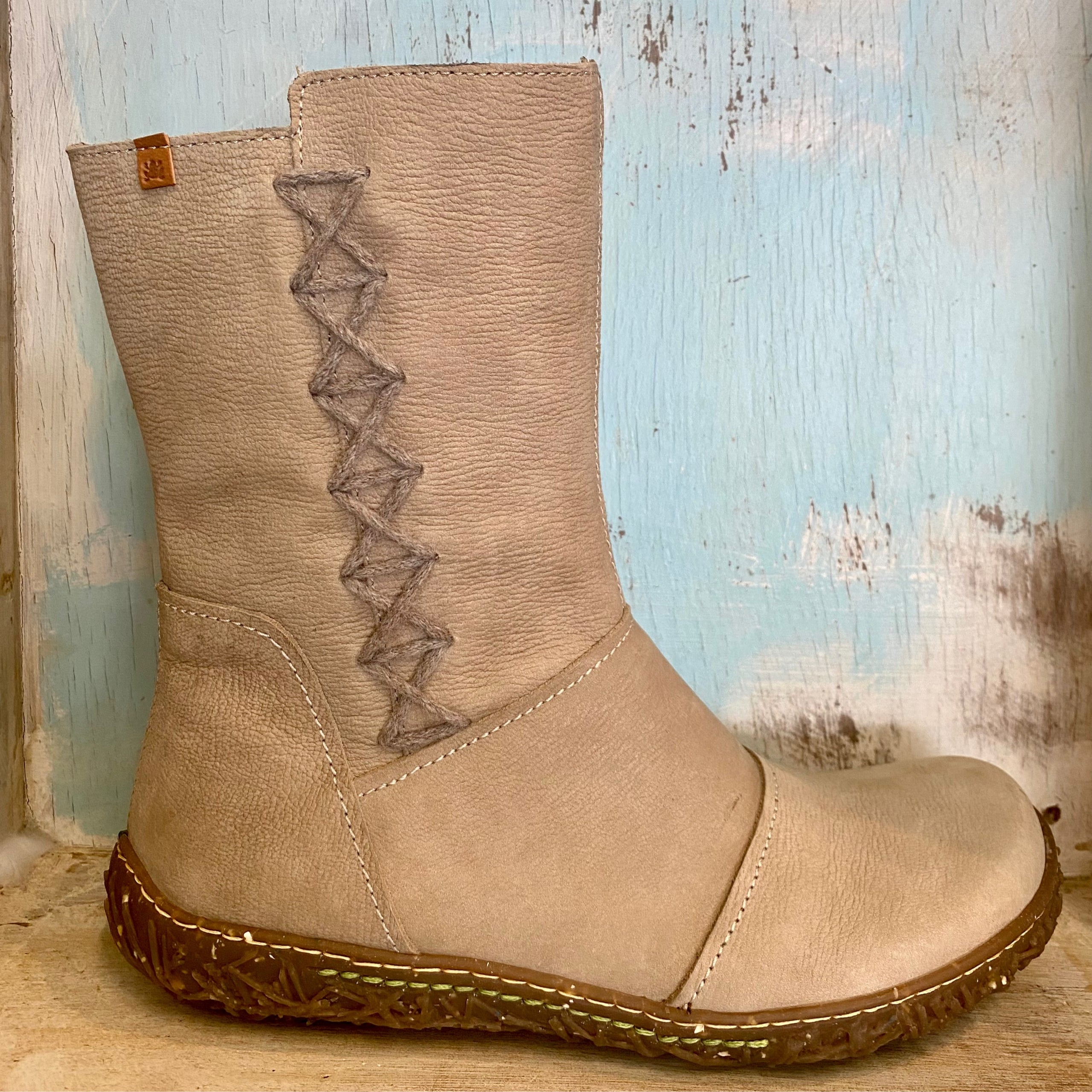 El naturalista boots on sale australia