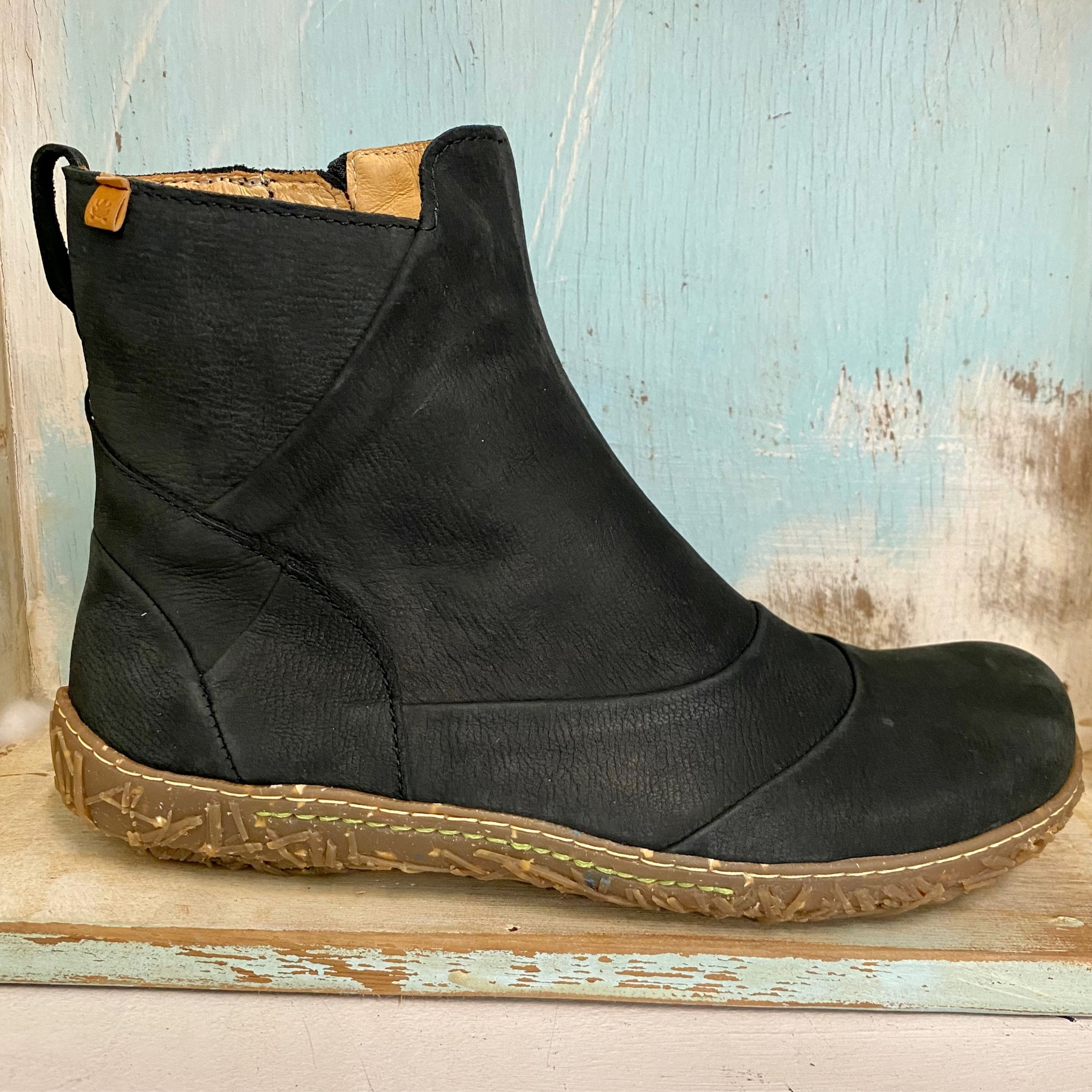 El naturalista vegan on sale boots